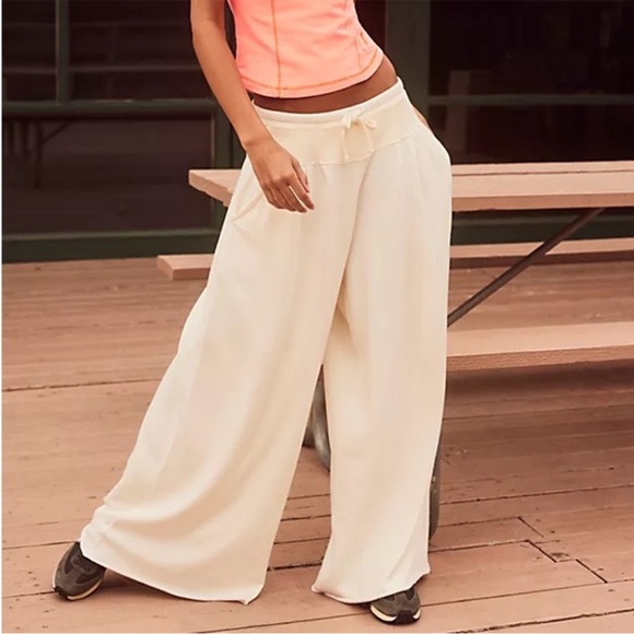 NWT Free People Range Wide-Leg Pants In Cream, Size Small - Picture 3 of 7